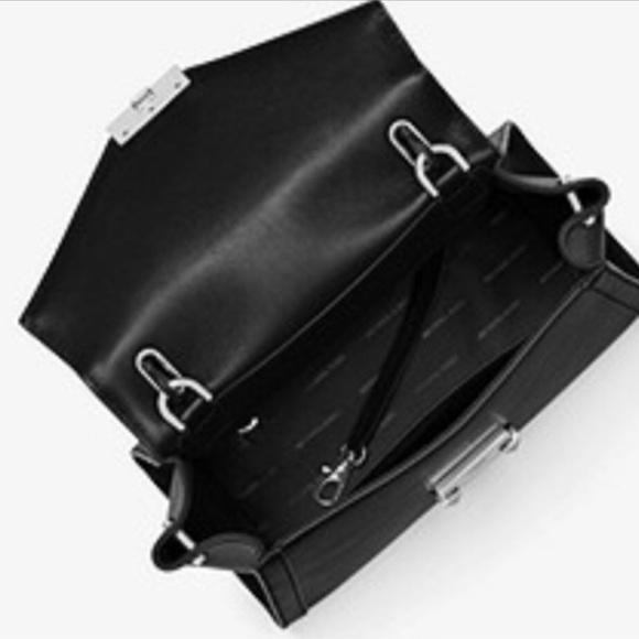 Michael Kors Whitney large Leather Satchel - Picture 2 of 6